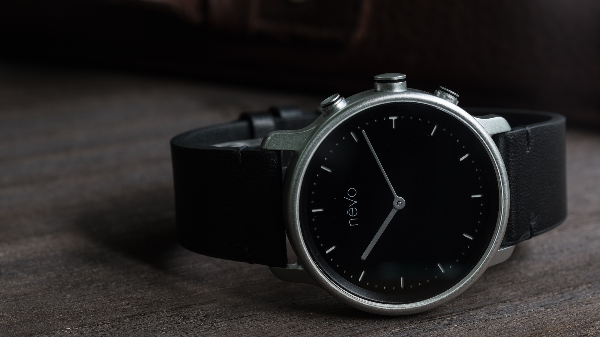 Hybrid Smartwatch With Second Hand